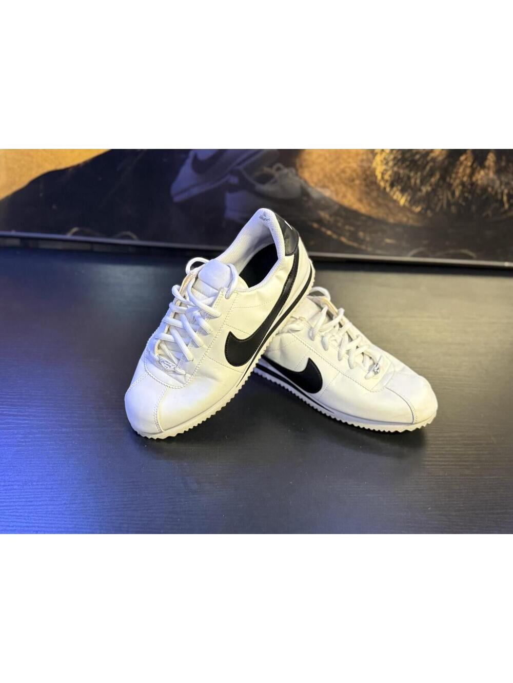 Nike Cortez Basic Leather White Black Women’s Size 7 Classic Retro Running Shoes